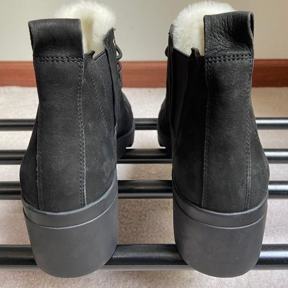 EILEEN FISHER Women Calm Leather Shearling Boots - NEW NWOB - Picture 4 of 7